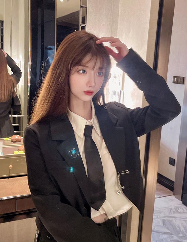 旧金山围经纪人微信